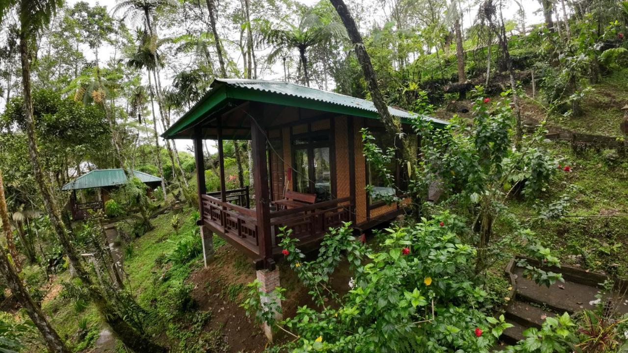 Rimba Eco Resort Tomohon Екстер'єр фото
